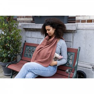 Cape d'allaitement mom'n play Babymoov