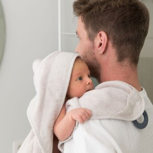 Cape de bain dry'n play almond Babymoov