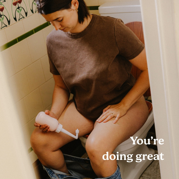 Douchette intime ergonomique 300 ml Babymoov