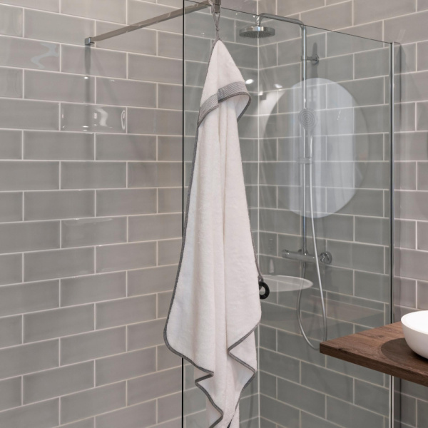 Cape de bain dry'n play white Babymoov