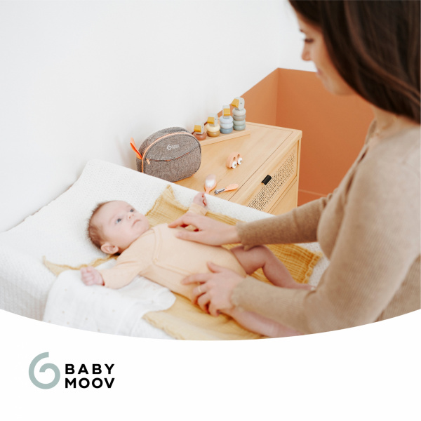 Trousse de soin bébé 9 accessoires pêche Babymoov