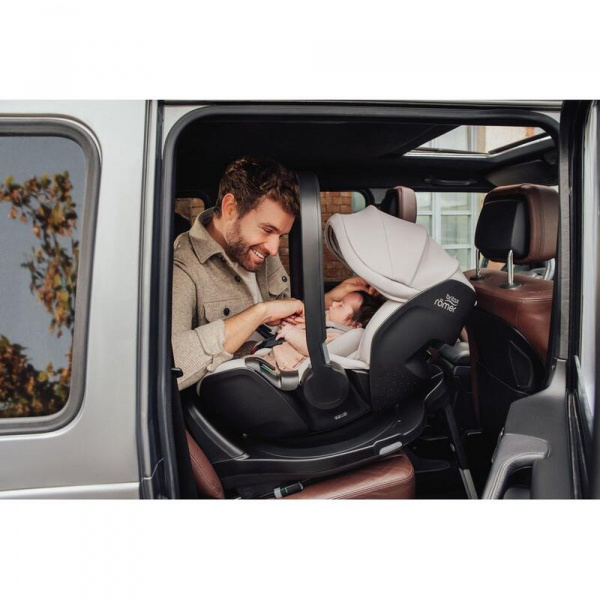 Siège auto i-size baby safe pro soft taupe lux Britax