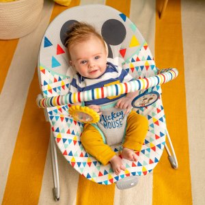 Transat bébé vibrant mickey mouse disney Bright starts