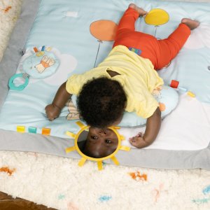 Tapis et arche d'éveil winnie l'ourson disney Bright starts