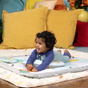 Tapis et arche d'éveil winnie l'ourson disney Bright starts