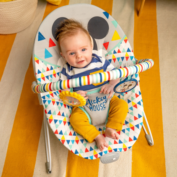 Transat bébé vibrant mickey mouse disney Bright starts