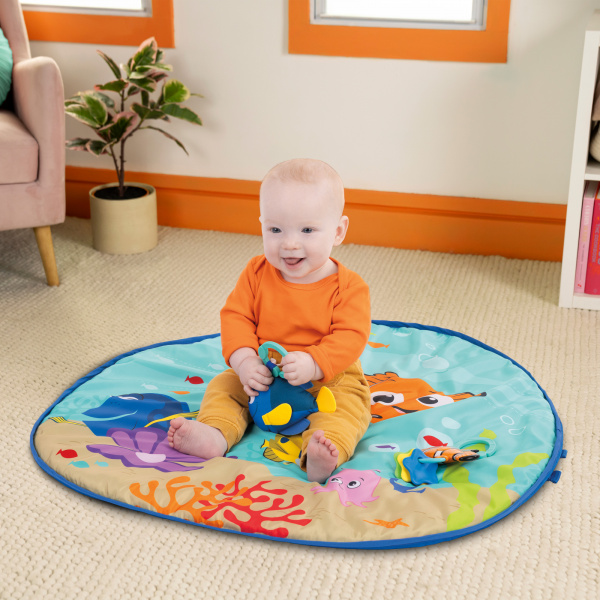 Tapis d'éveil bébé disney nemo mr. ray Bright starts