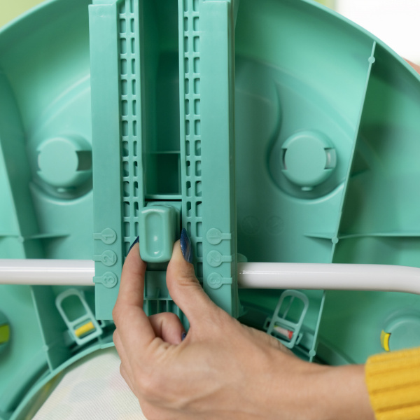 Trotteur bébé 2-en-1 wanderlights Bright starts