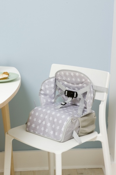 Rehausseur de chaise nomade travel up white stars Babytolove