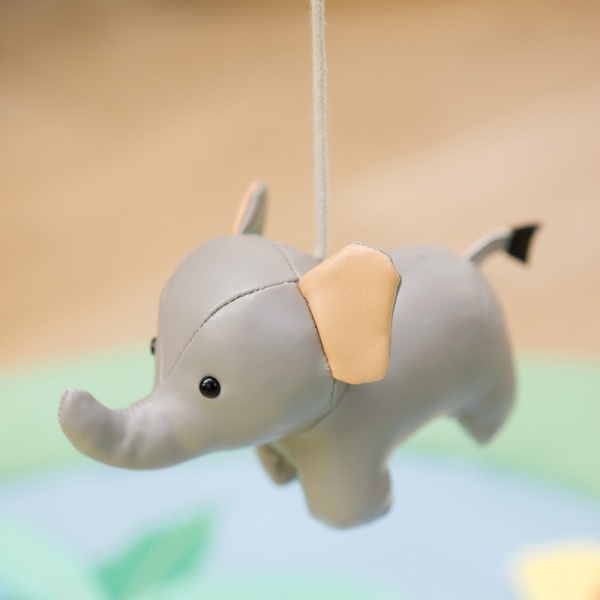 Arche d'éveil en bois jungle Babytolove