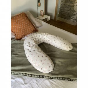 Coussin d'allaitement cerises Candide