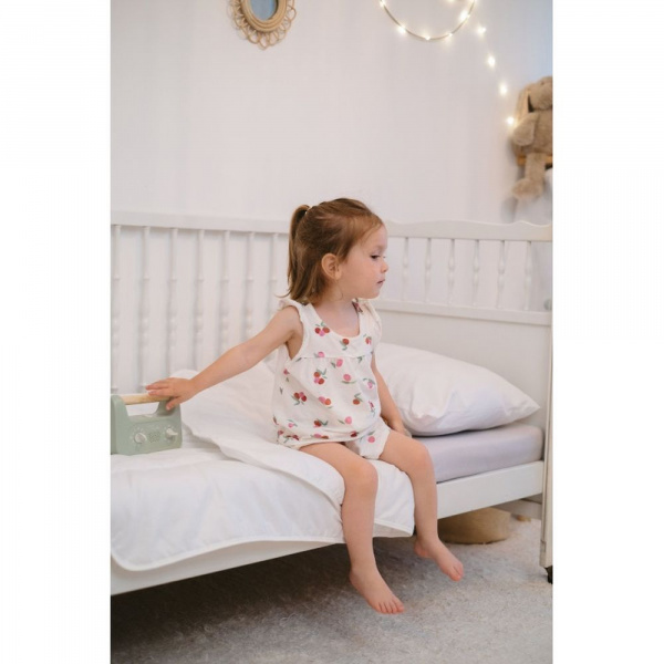 Couette pour enfant 100 x 140 cm en coton bio blanc Candide