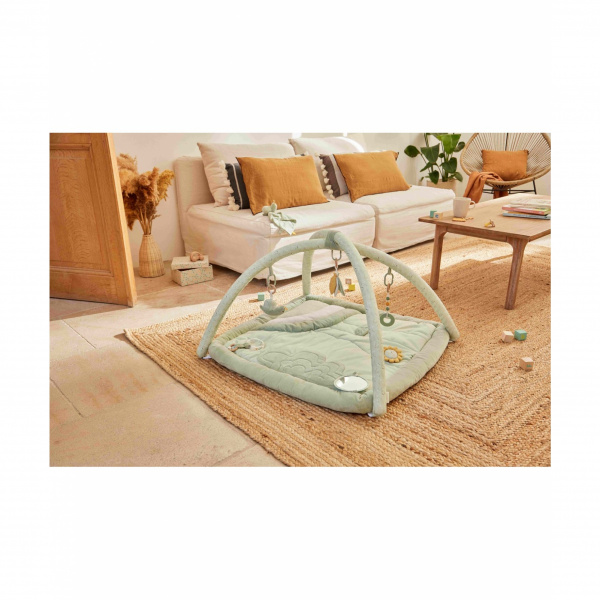 Tapis d'éveil ouatiné avec arche de jeux vert Combelle