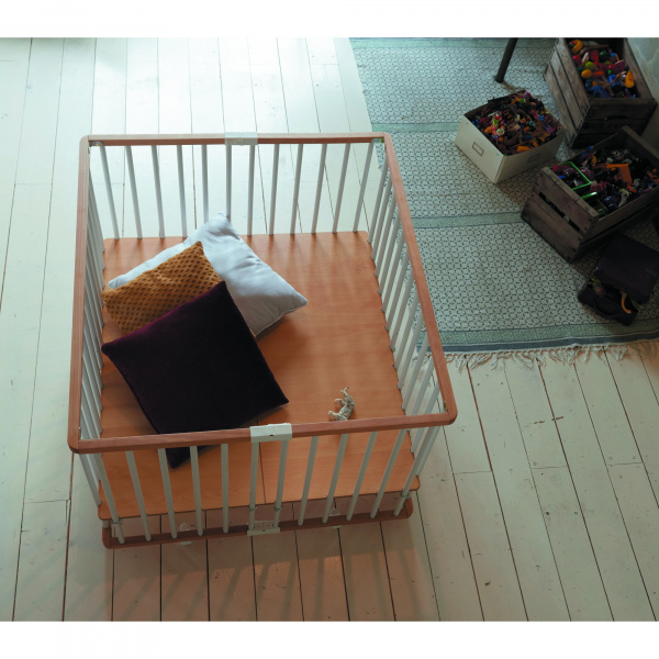 Parc bébé pliant carré gaby avec plancher réglable hybride noir Combelle