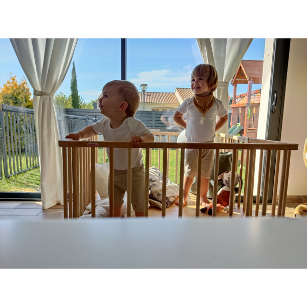 Parc bébé pliant carré gaby avec plancher réglable hybride fuschia Combelle