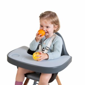 Tablette chaise evolu 2 grise et set en silicone Childhome