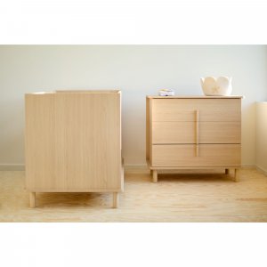 Chambre bébé duo lit 70x140 + commode à langer nordica naturel avec pieds chêne Childhome