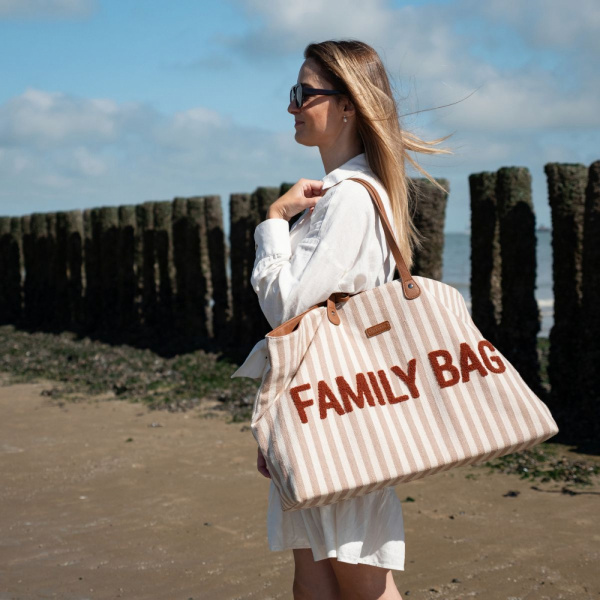 Sac à langer family bag à rayures terracotta et nude Childhome