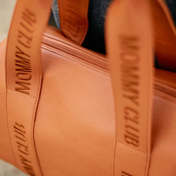 Sac à langer mommy club signature simili cuir vert Childhome