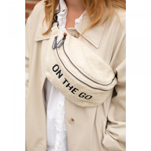 Sac banane on the go teddy écru Childhome