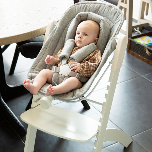 Siège ergonomique evosit pour nouveau né noir Childhome