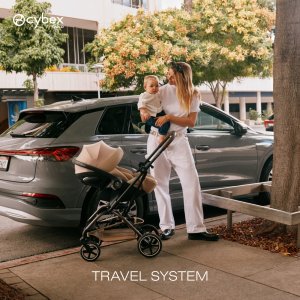 Poussette compacte pivotante eezy s twist+ 2 magic black Cybex