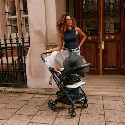 Poussette duo beezy 3 moss green + cloud g i-size