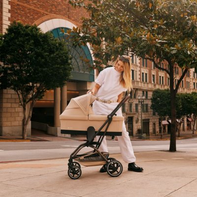 Poussette duo eezy s twist+ 2 pivotante almond beige avec nacelle cot s