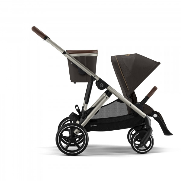 Poussette gazelle s moon black châssis noir Cybex