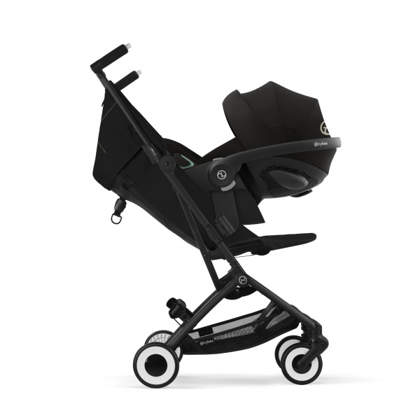 Poussette ultra compacte libelle 4 magic black Cybex