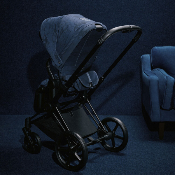 Poussette priam 4 rebellious luxury denim blue châssis matt black Cybex