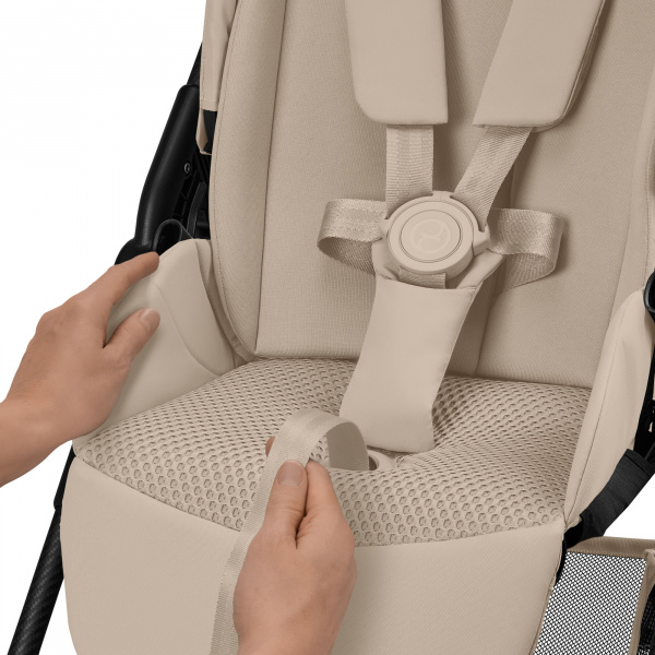 Poussette ultra légère melio carbon 6 almond beige Cybex
