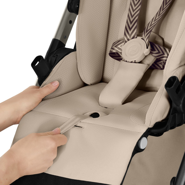 Poussette tout terrain balios s lux 4 almond beige Cybex