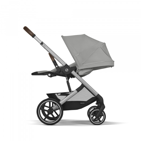 Poussette trio balios s lux 3 almond beige + siège auto cloud g i-size + nacelle + base g Cybex