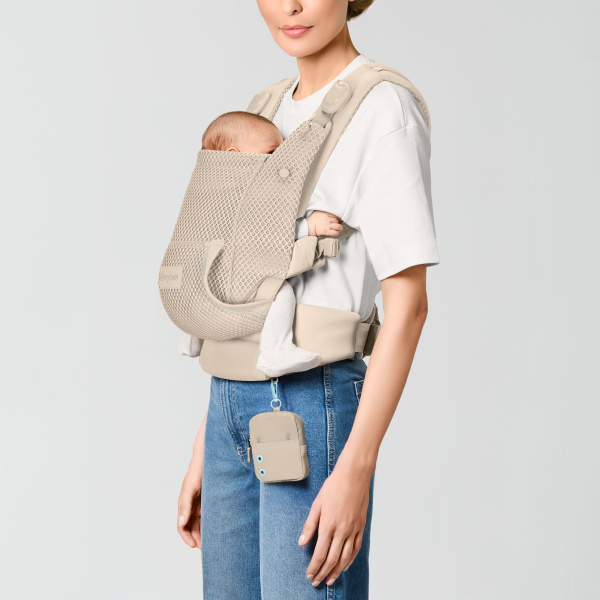 Porte bébé physiologique laya almond beige Cybex