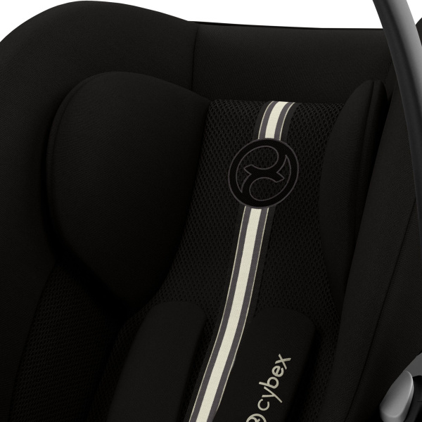 Poussette trio melio carbon 6 magic black avec siège auto cloud g3 i-size tissu plus et nacelle Cybex