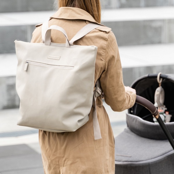 Sac à dos à langer noir Done by deer