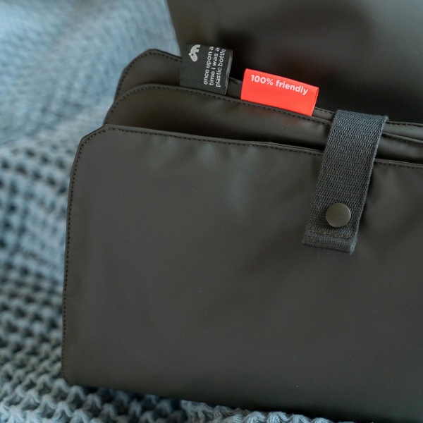 Sac à dos à langer noir Done by deer