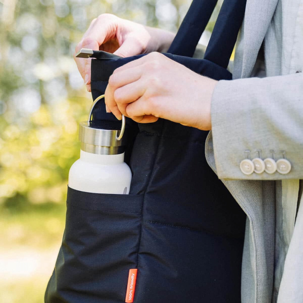 Sac à langer fourre-tout matelassé noir Done by deer