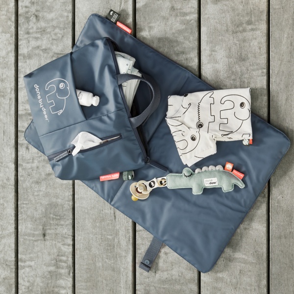 Attache sucette croco Done by deer