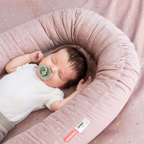 Cozy nest confetti sable Done by deer