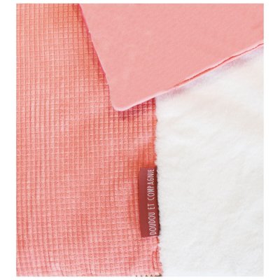 Tapis de chambre tapidou mosaïque corail blanc