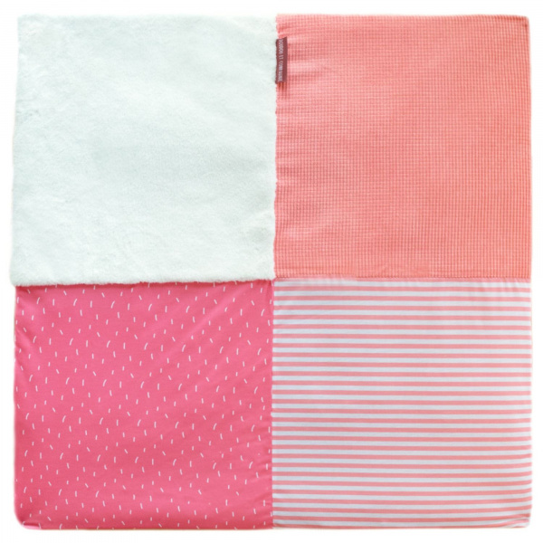 Tapis de chambre tapidou mosaïque corail blanc Doudou et compagnie