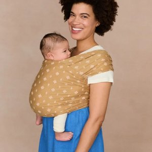 Écharpe de portage aura en tissu tricoté camel Ergobaby
