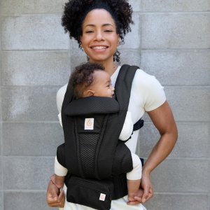 Porte bébé omni deluxe onyx black mesh Ergobaby