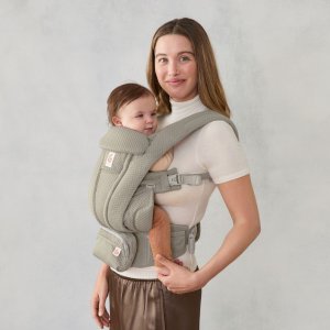 Porte bébé omni deluxe soft olive Ergobaby