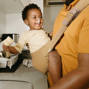 Porte bébé sling upsie camel Ergobaby