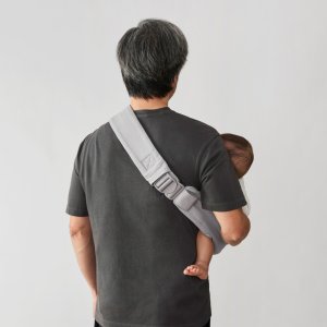 Porte bébé sling upsie Ergobaby