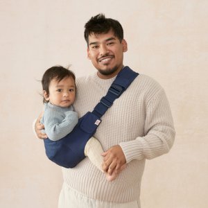 Porte bébé sling upsie Ergobaby