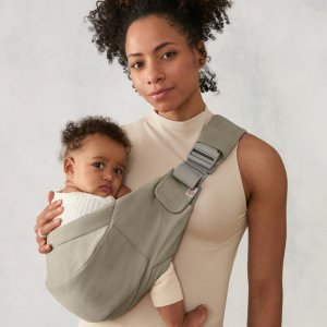 Porte bébé sling upsie Ergobaby